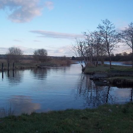 B&B The Silver Eel Strokestown Экстерьер фото